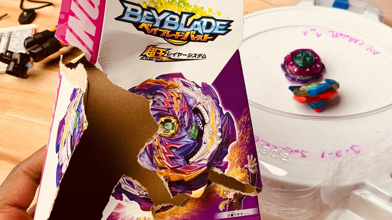UNBOXING: Jet Wyvern... IT'S NOT BAD BUT IS IT ANY GOOD?? || Takara Tomy Beyblade Burst Superking
