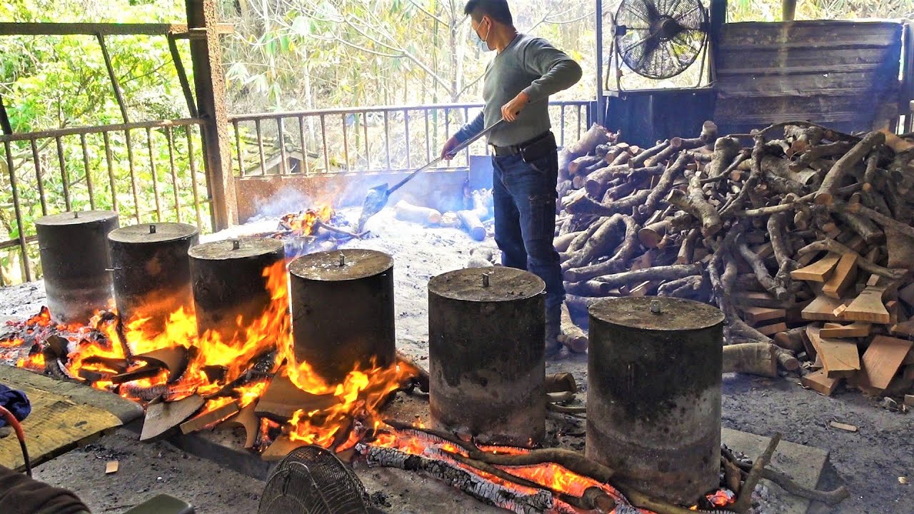 Wood Fired Broiled Chicken, Roasted Taro / 柴燒燜烤桶仔雞, 烤芋頭 - Taiwanese Street Food