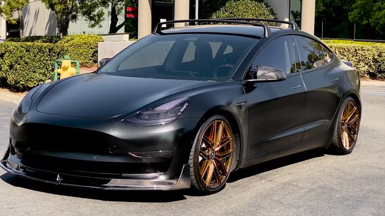 Model 3 AIRTEKK AIRLIFT Performance Airbag System, Stage 3 Installed