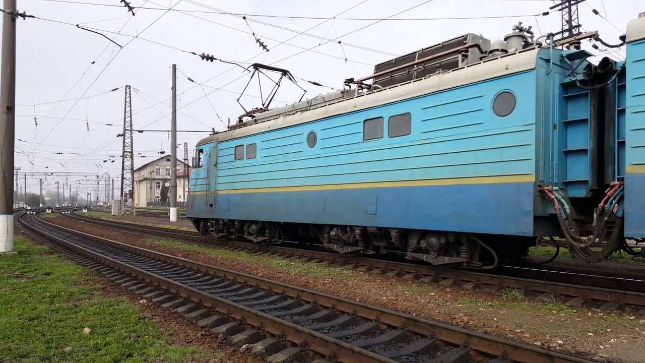 Вл10-1477. Поезд Хаджибей. Поезд Одесса Киев Хаджибей.