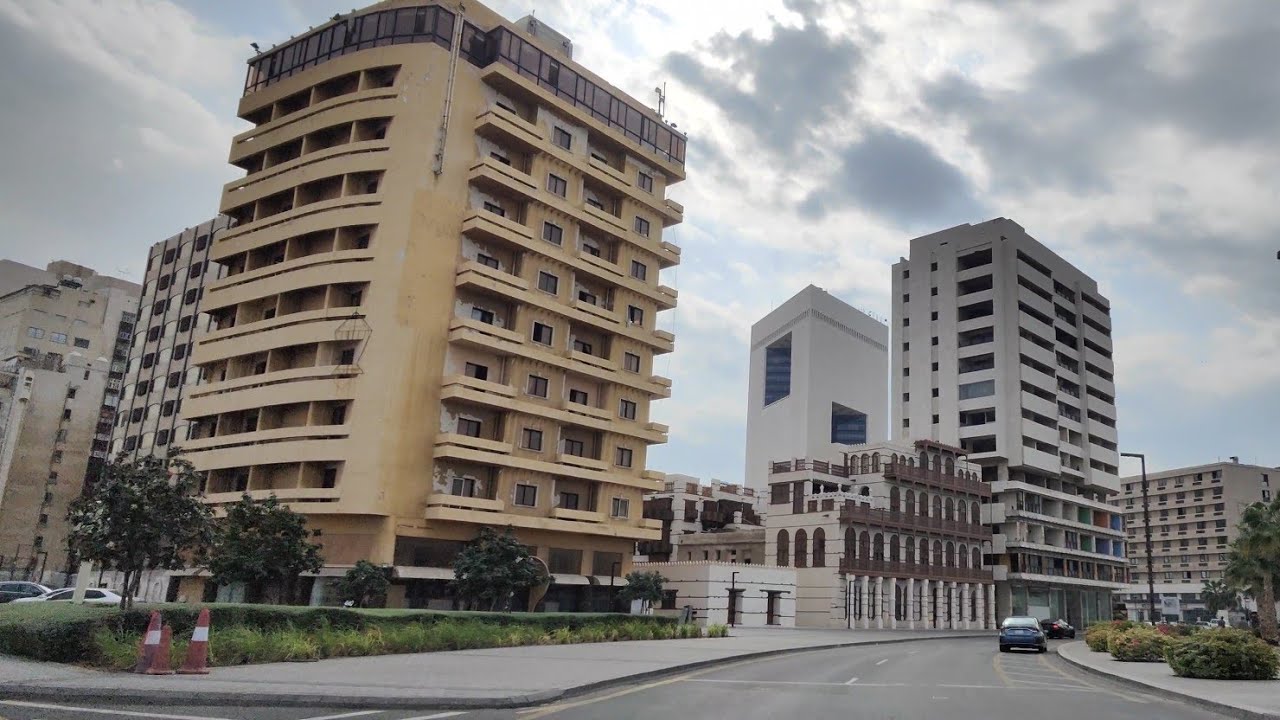 أسواق البلد جدة السياحية أحد مدن السعودية الجميلة مركز الكورنيش المحمل عمارة الملكة باب شريف باب مكة