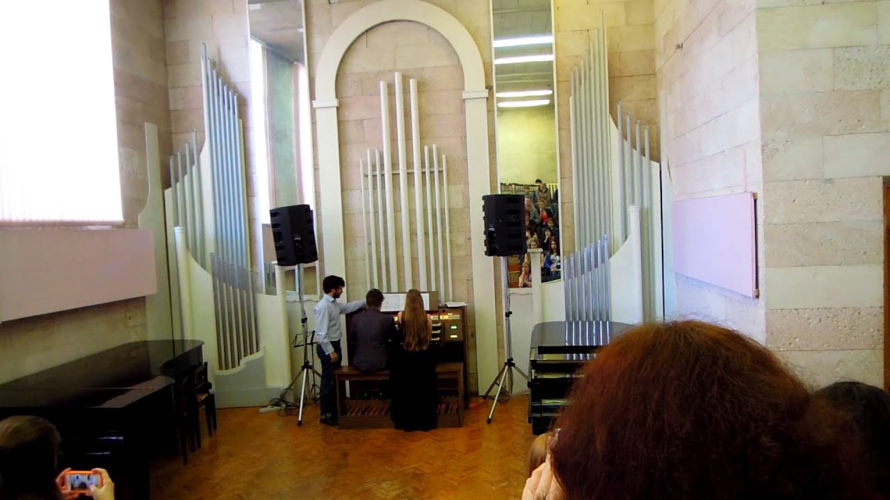 В.А.Моцарт. Симфония №40, 3 часть(переложение для органа в 4 руки)