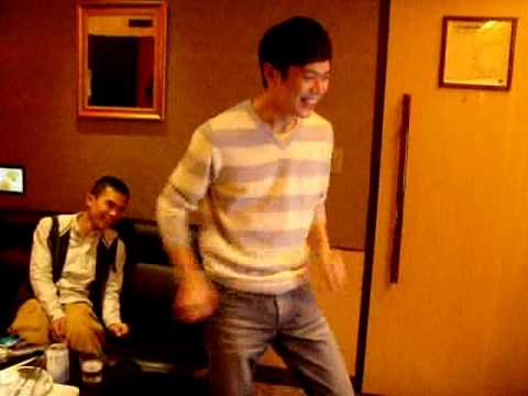 撐腰.AVI
