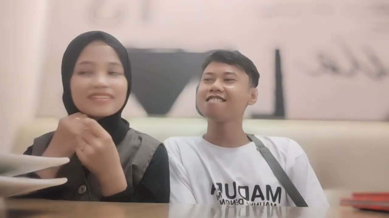 Vlog makan pizza 🍕 di Surabaya bareng istri || #surabaya