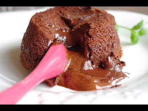 recette-du-moelleux-au-chocolat-en-vidéo-molten-choclate-cake-recipe