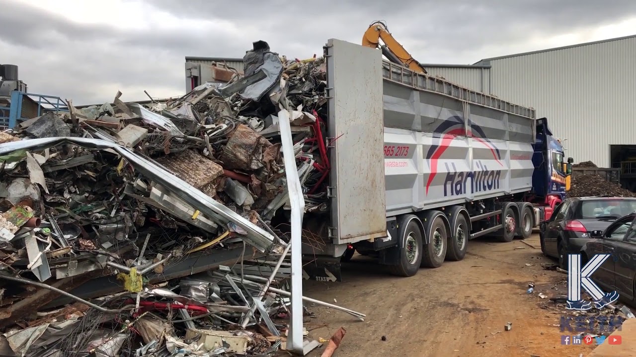 MOVING SCRAP METAL TRAILER MHC MOVING SCRAP METAL TRAILER MHC
