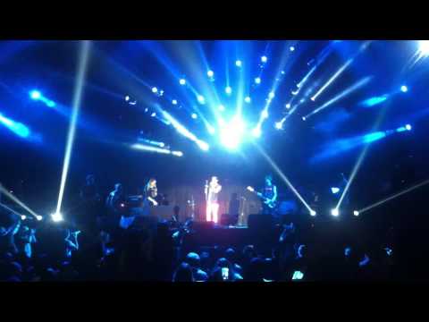 אביב גפן ומארינה מקסימיליאן לילות לבנים 