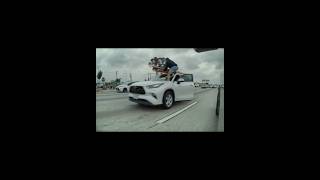 SUV Lost it's load on the freeway #raw #shorts