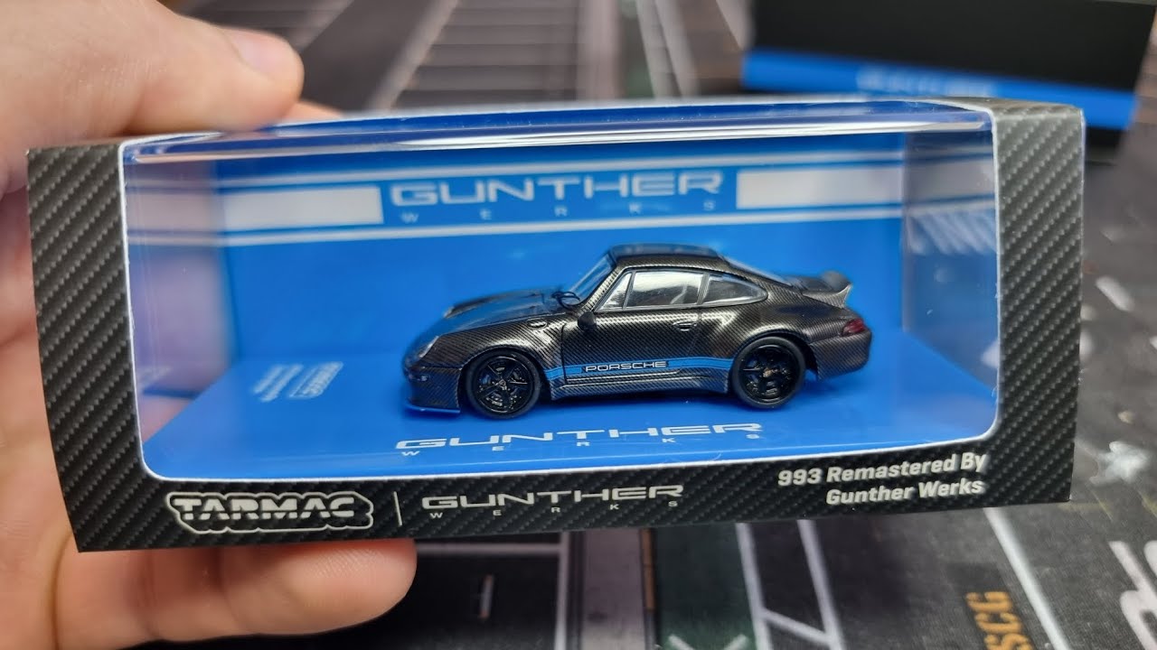 Tarmac Works Porsche 993 Remastered by Gunther Werks. Unboxing and