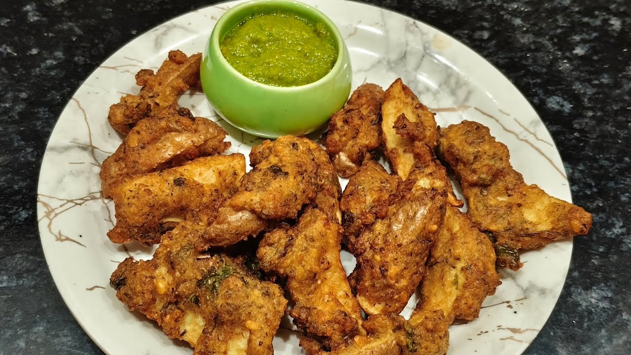 क्रिस्पी और क्विक रेसिपी , मूंग दाल के मंगोडे 