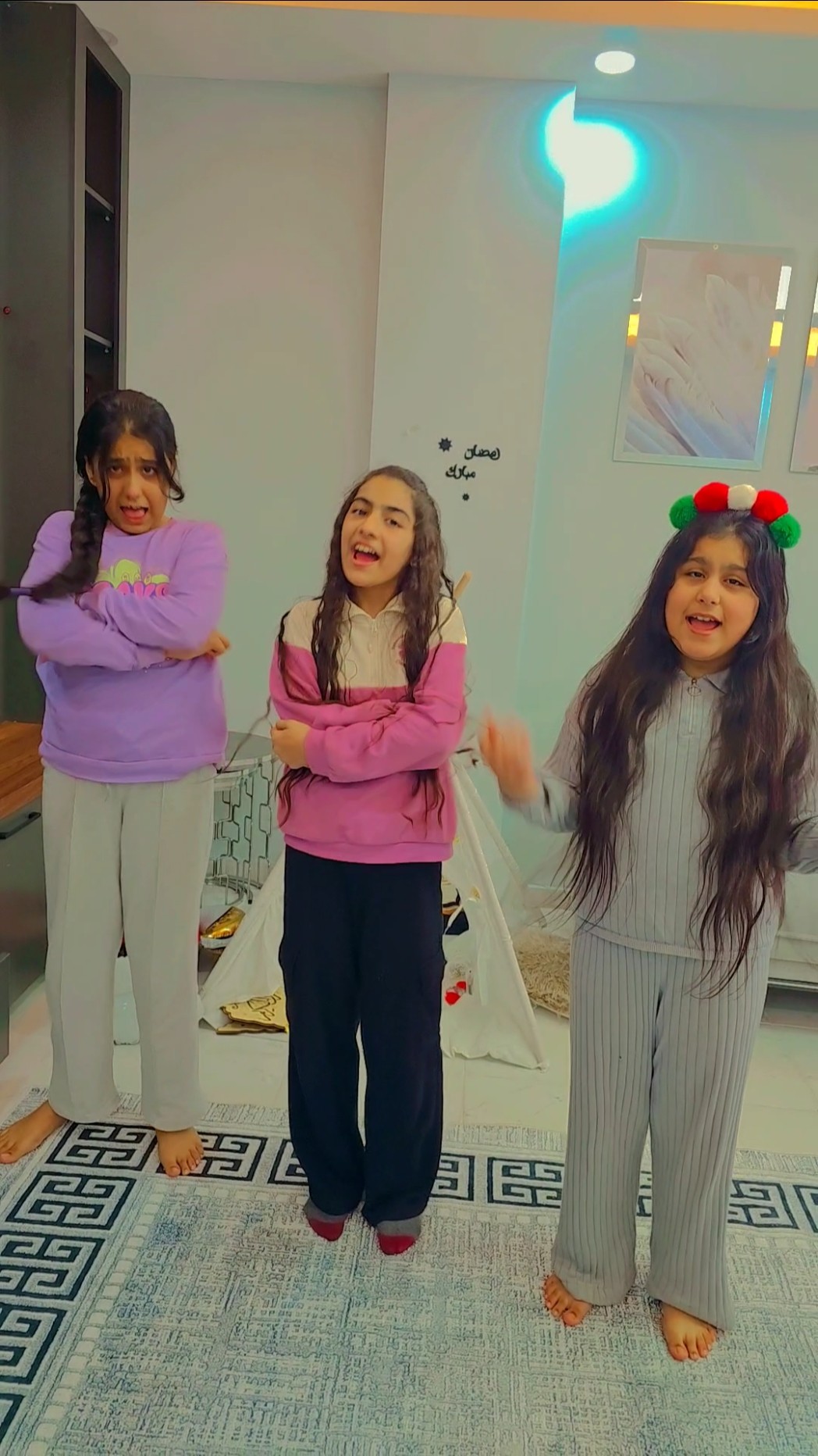 لنشوف مين رح يصور ع الصوت اغنية شطورات
