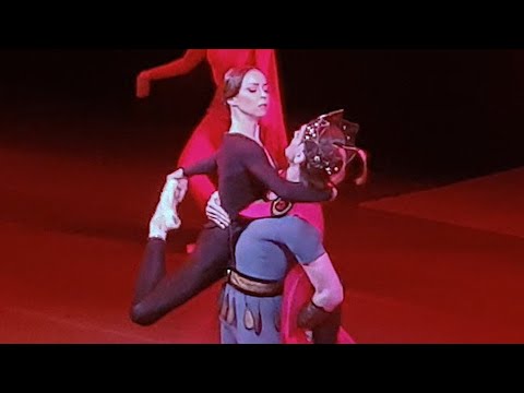 Видео: Большой Театр - Легенда о Любви - Екатерина Крысанова, Владислав Лантратов