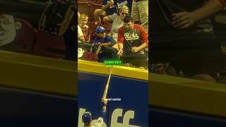 Fan Gives Back Historic Home Run Ball ❤️⚾ #baseball #mlb #sports
