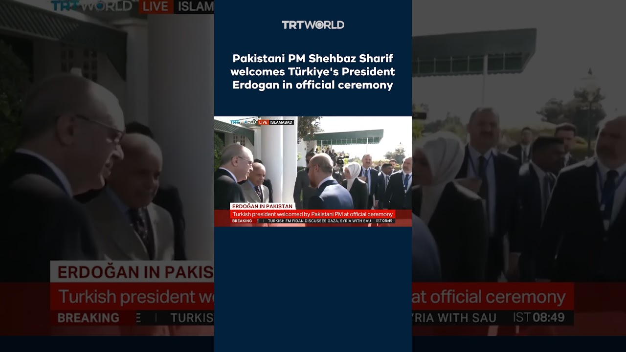 Pakistani PM Shehbaz Sharif welcomes Türkiye's President Erdogan in official ceremony