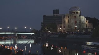 犠牲者しのぶ８千の明かり 原爆ドーム前、灯籠流し