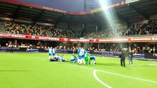 Esbjerg Fb Fans Og Spillere Fejrer 2-1 Sejer I Silkeborg På Jysk Park 24. November 2019