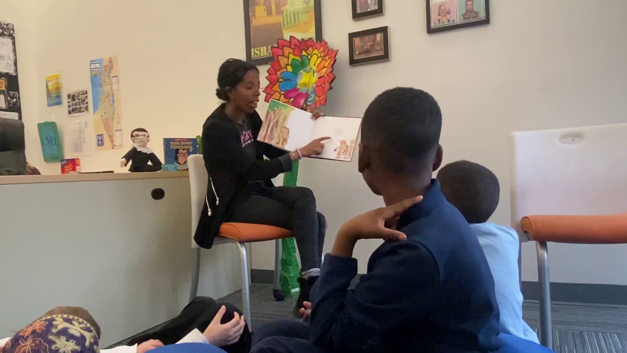 Morah Abev Reads “The Lion that Loved Strawberries” in Hebrew Harlem Hebrew Language Academy