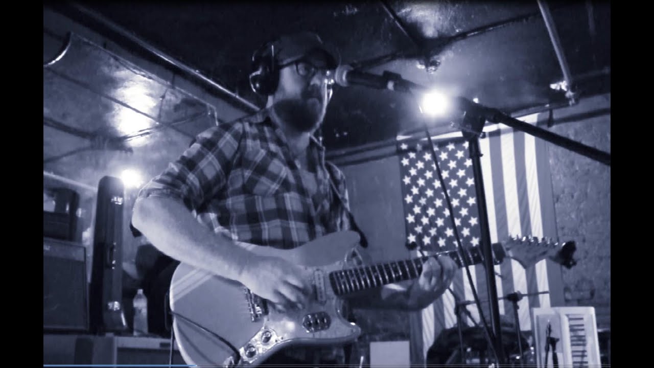 Eye Witness - "Here She Comes"   [Official Video]