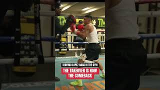 Teofimo Lopez getting busy in Mayweather gym.