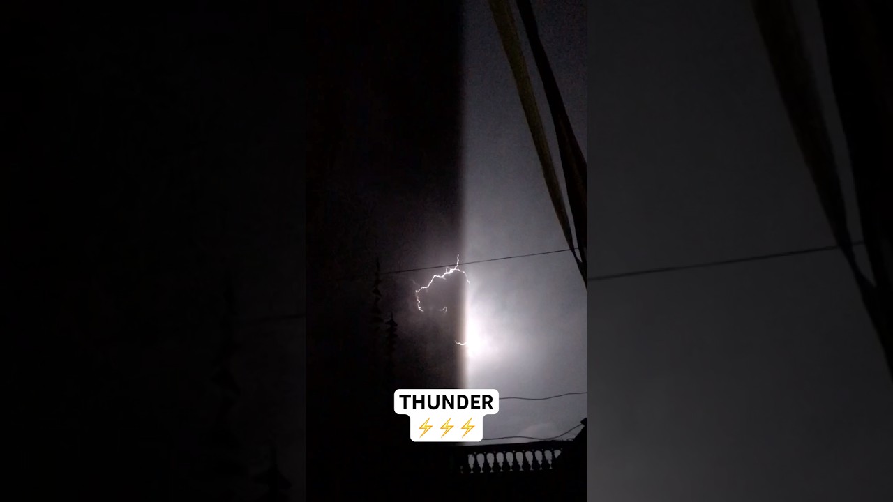 🌩🌩Thunder lightning | lightning strike | 🌩🌩                #lightning #lightningstrike #thunder