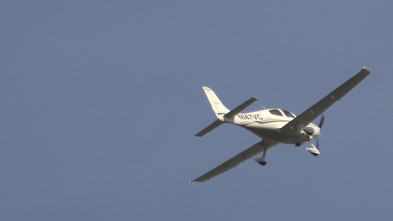 airshow schedule share N147VC Cirrus SR22 plane missed approach Cambridge UK 13sep19 1042a
