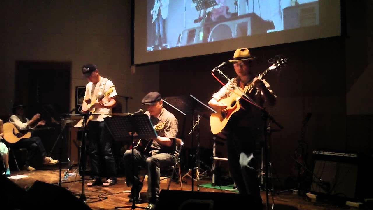 コンクリートの壁にはさまれて Youtube