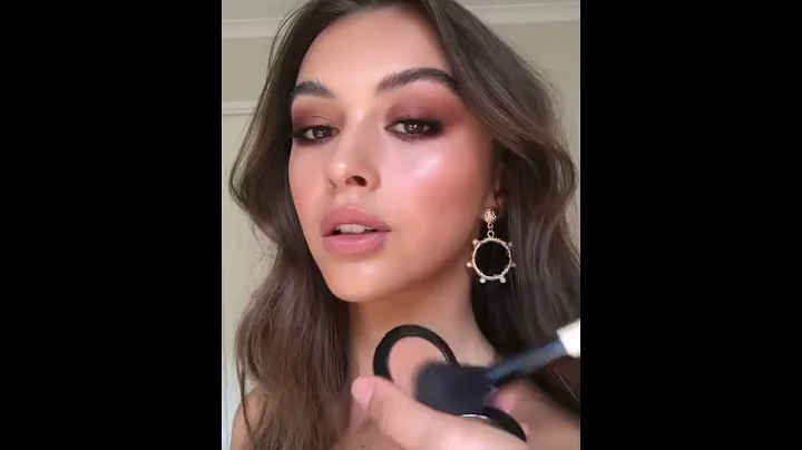 @stellatumakeup Pressed Mineral Blush Gilt applica...
