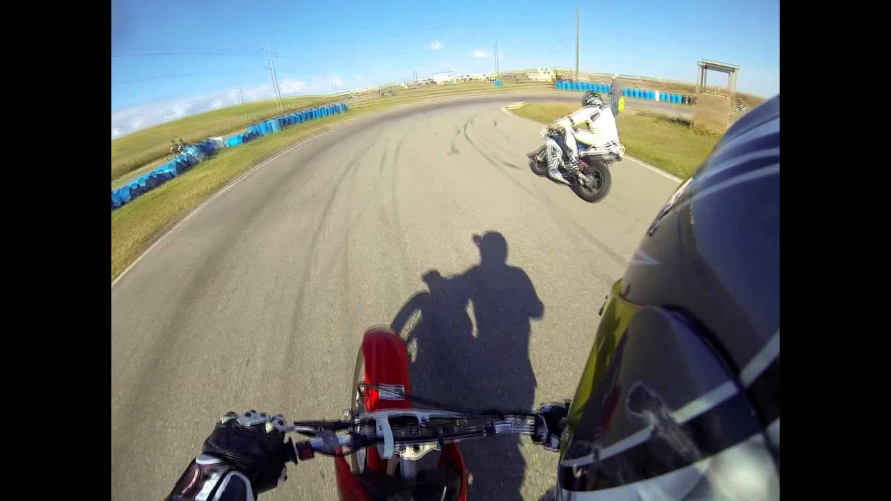 Mini Moto Road Racing- great pass - YouTube
