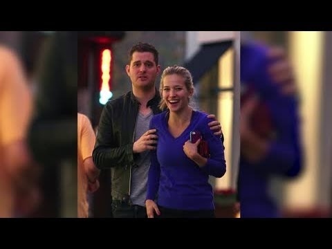 Video: Michael Bublé và vợ Luisana Lopilato đang mong đợi đứa con thứ hai của họ