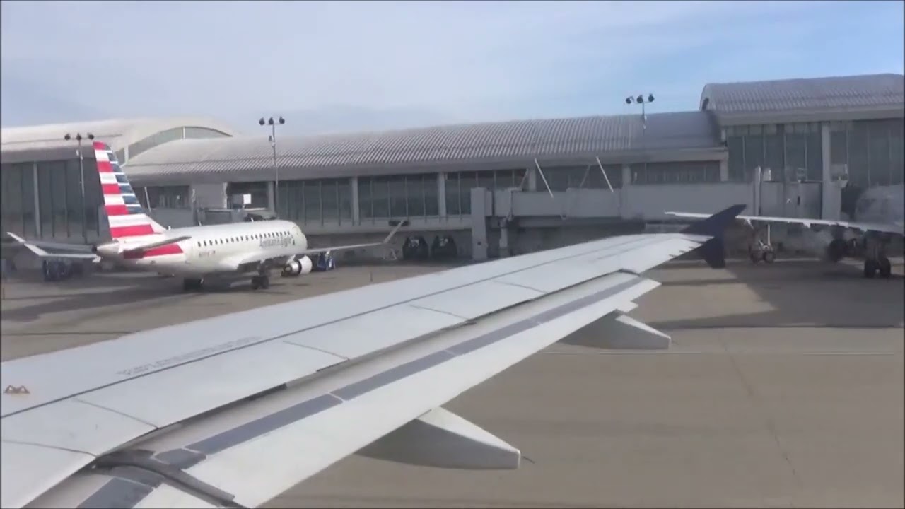 Delta Air Lines A319 Christmas Eve Departure from Raleigh