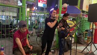 di balik diam mu . reff by haga band vocal peteus gea gitaris ze batee . drum jason gea