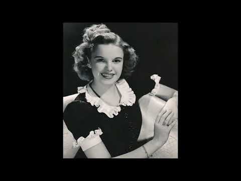 Judy Garland - It Had To Be You (U.S. NBC radio, "The Pepsodent Show", 1939)