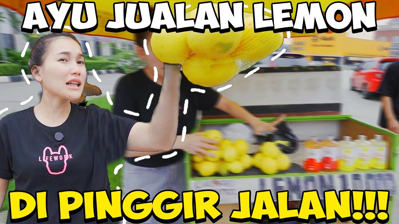 AYU TING TING MENDADAK JUALAN DI PINGGIR JALAN