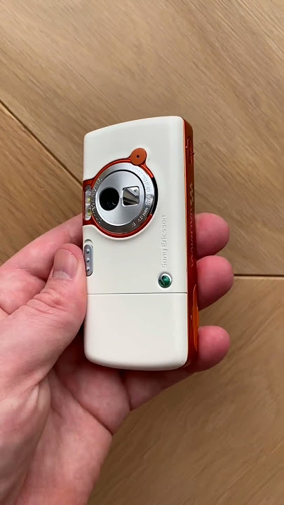 Ini dia hp Sony Ericsson walkman,hp sony dengan suaranya yang khas dan enak di dengar