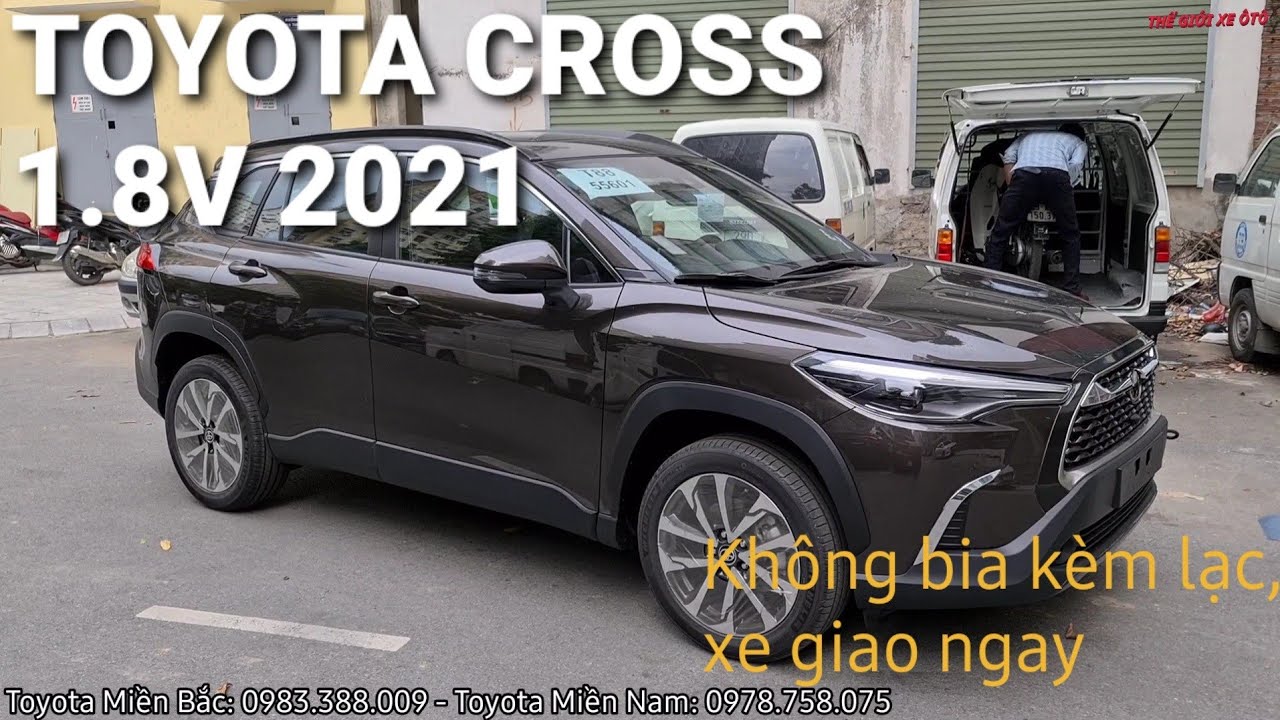 Cận cảnh Toyota Corolla Cross 2021 vừa cập bến Việt Nam
