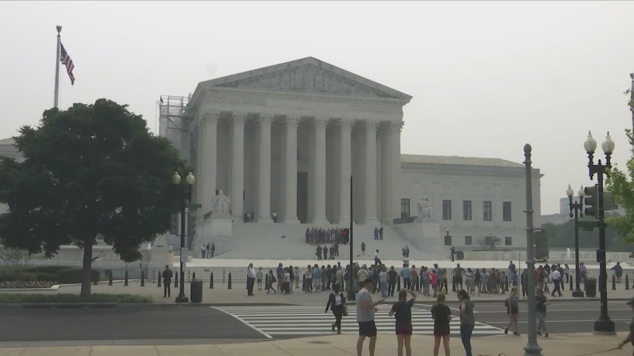 Supreme Court sides with Black voters in Alabama redistricting case ...