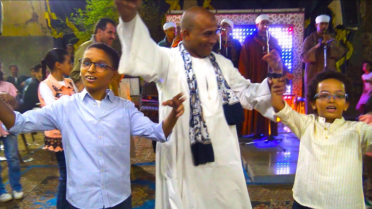 رقص احفاد { حسين بك ابو دومه } ابناء النائب مصطفى ابو دومه | فنان الصعيد محمد البنجاوى