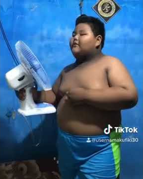 Viral tik tok (gendut jadi viral)