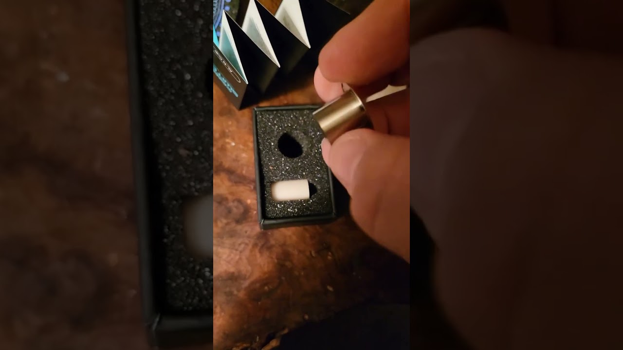 Dr Dabber AL-N Cup unboxing - Look at it all bright and shiny!