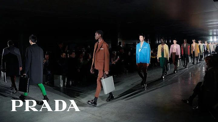 Miuccia Prada and Raf Simons present Prada FW23 Menswear Collection - 天天要闻