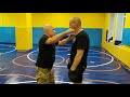 Лапы для улицы.От лоукика серийная контратака. В Н Крючков/practicing defense strikes from low kick