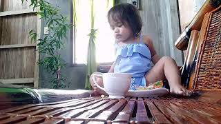 Tuyo and rice mukbang with yahoo biscuit as side dish that is worth 1 peso😂