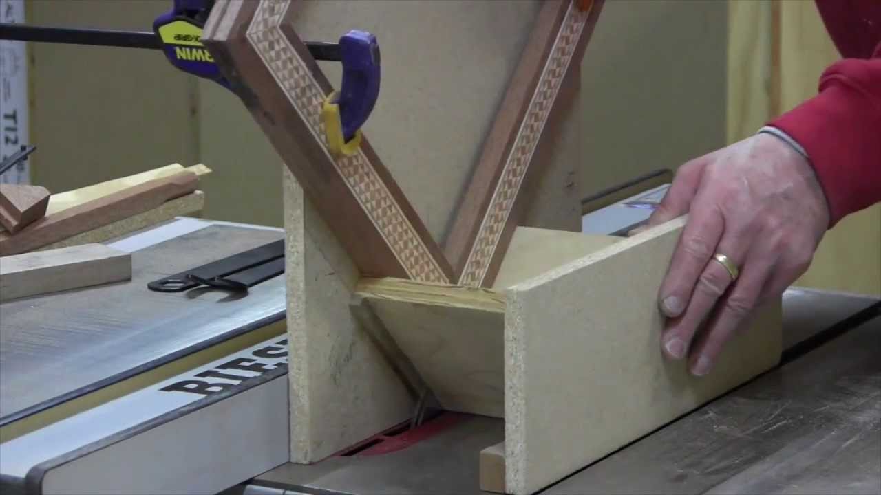 Woodworking - Spline Miter Joint Basics - YouTube