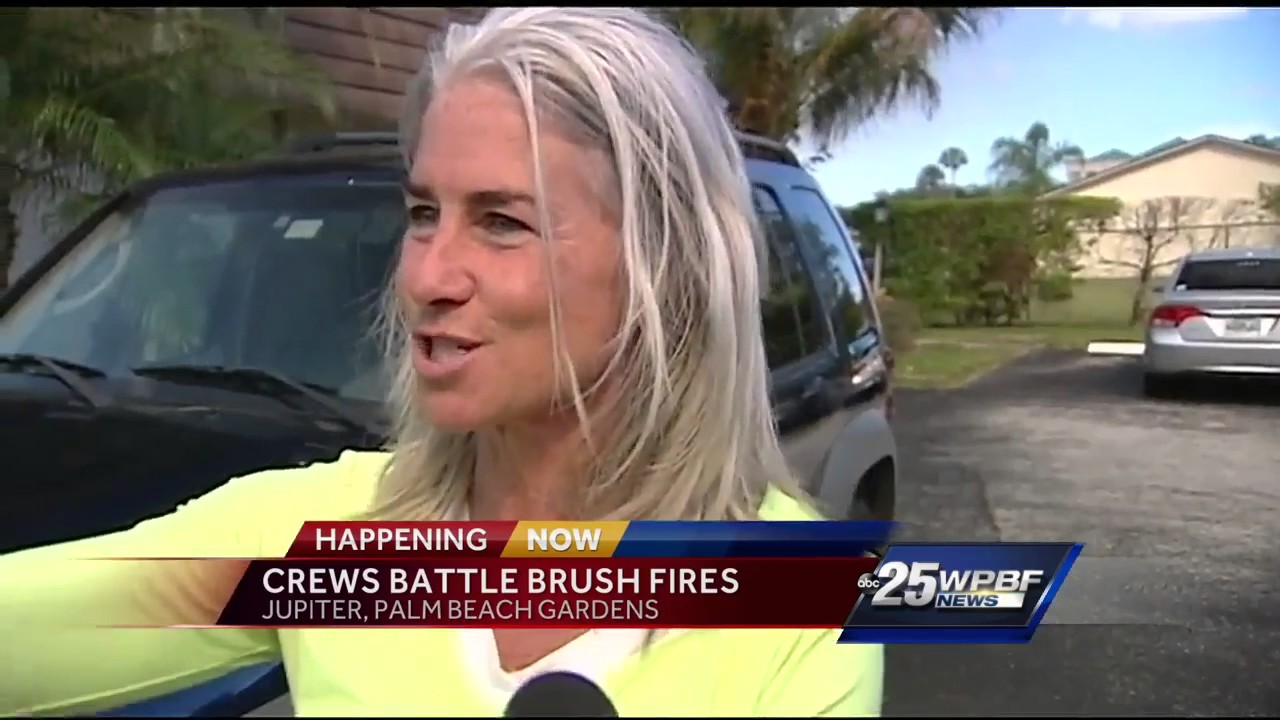 Crews battle brush fire in Jupiter and Palm Beach Gardens - YouTube