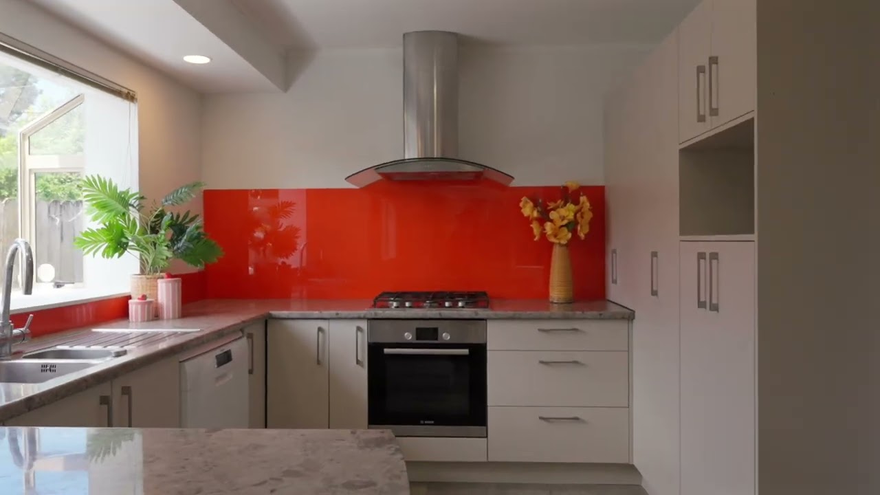 145 Hutchinson Avenue, New Lynn, Auckland  -  Proudly Marketed by TEAM INDER TAK www.indertak.co.nz