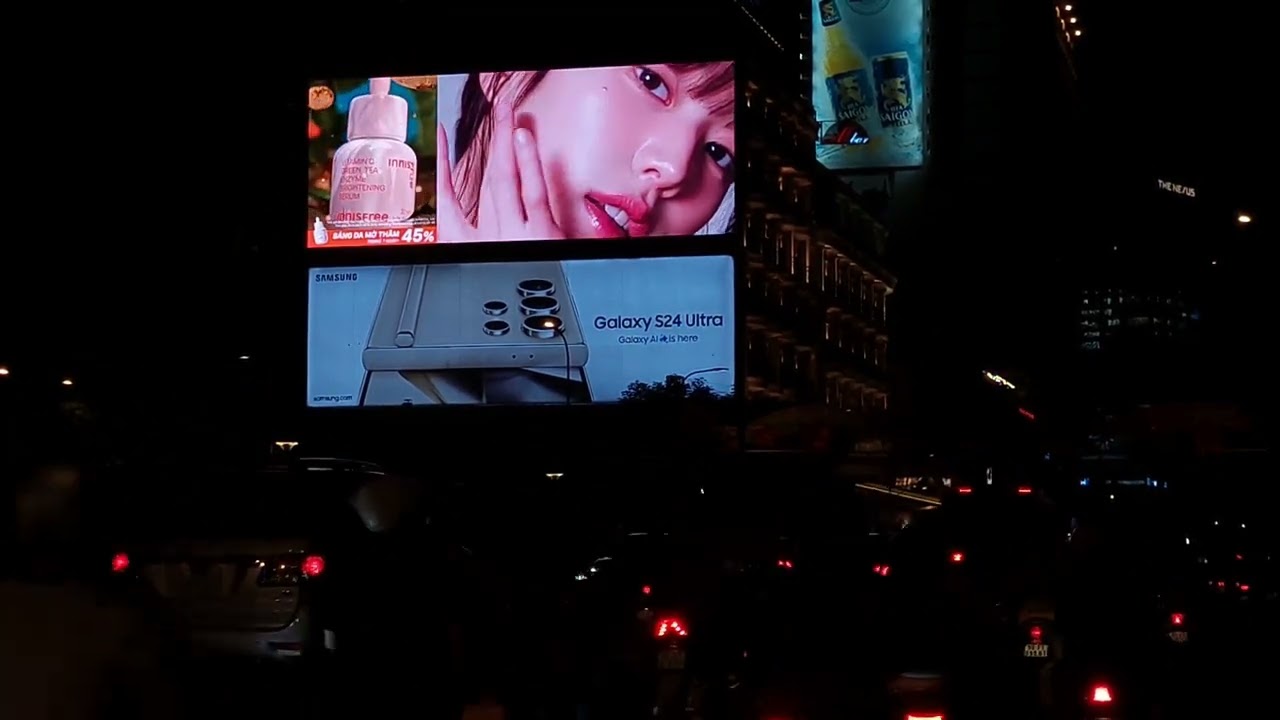 LED Nguyen Hue & Ton Duc Thang - Innisfree Brand