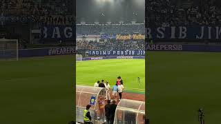 Moment Wa Umuh menyalami Pemain Persib yang tidak bermain yaitu Ramon Tanque, Adam & Zulkifli