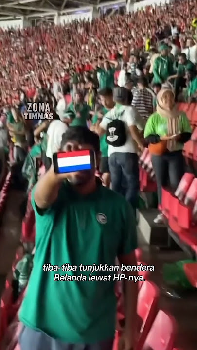 Unwilling to accept defeat, this Saudi Arabian supporter mocked the Dutch team by using a Dutch f...