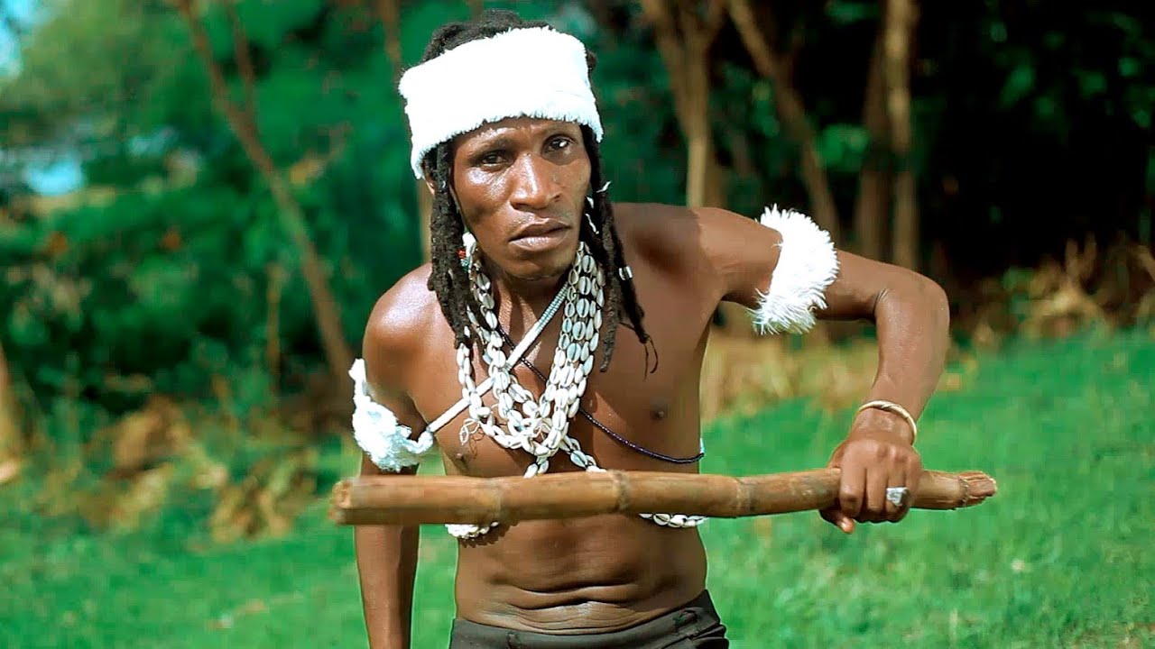 MABHANGE MADEBE - KUKUMAJI [OFFICIAL VIDEO] Director Tizoh 