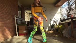 Shoulder Hooping- A Hoop Tutorial